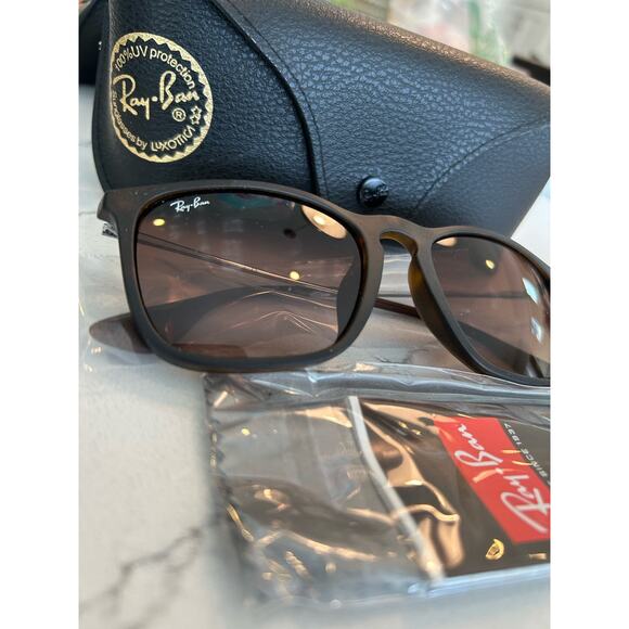 Ray-Ban RB4171 ERIKA Sunglasses for Women: Authentic Stylish Eye Protection - Picture 3 of 5
